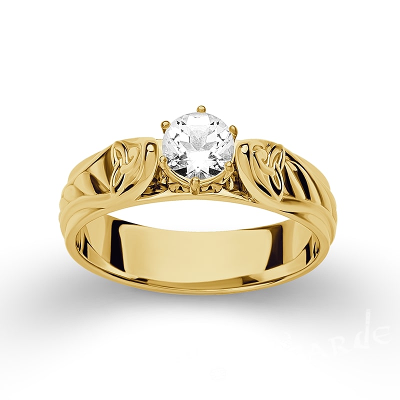 Handcrafted Triquetra Celtic Gemmed Band - Gold