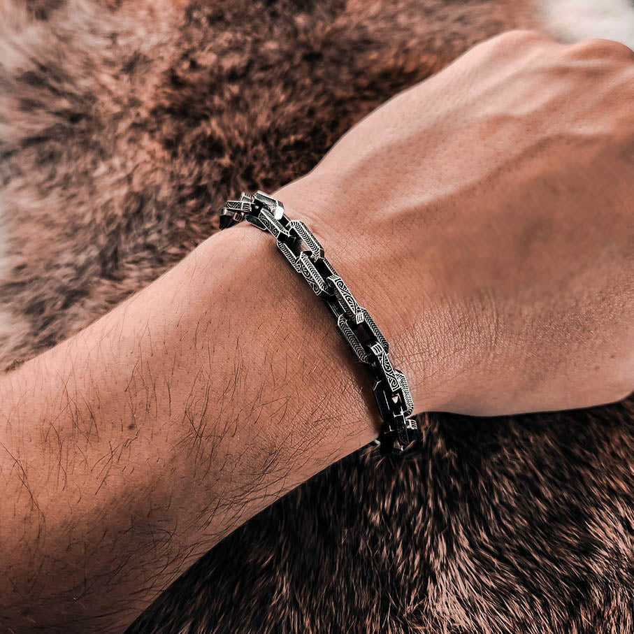 Antique Ornament Chain Bracelet