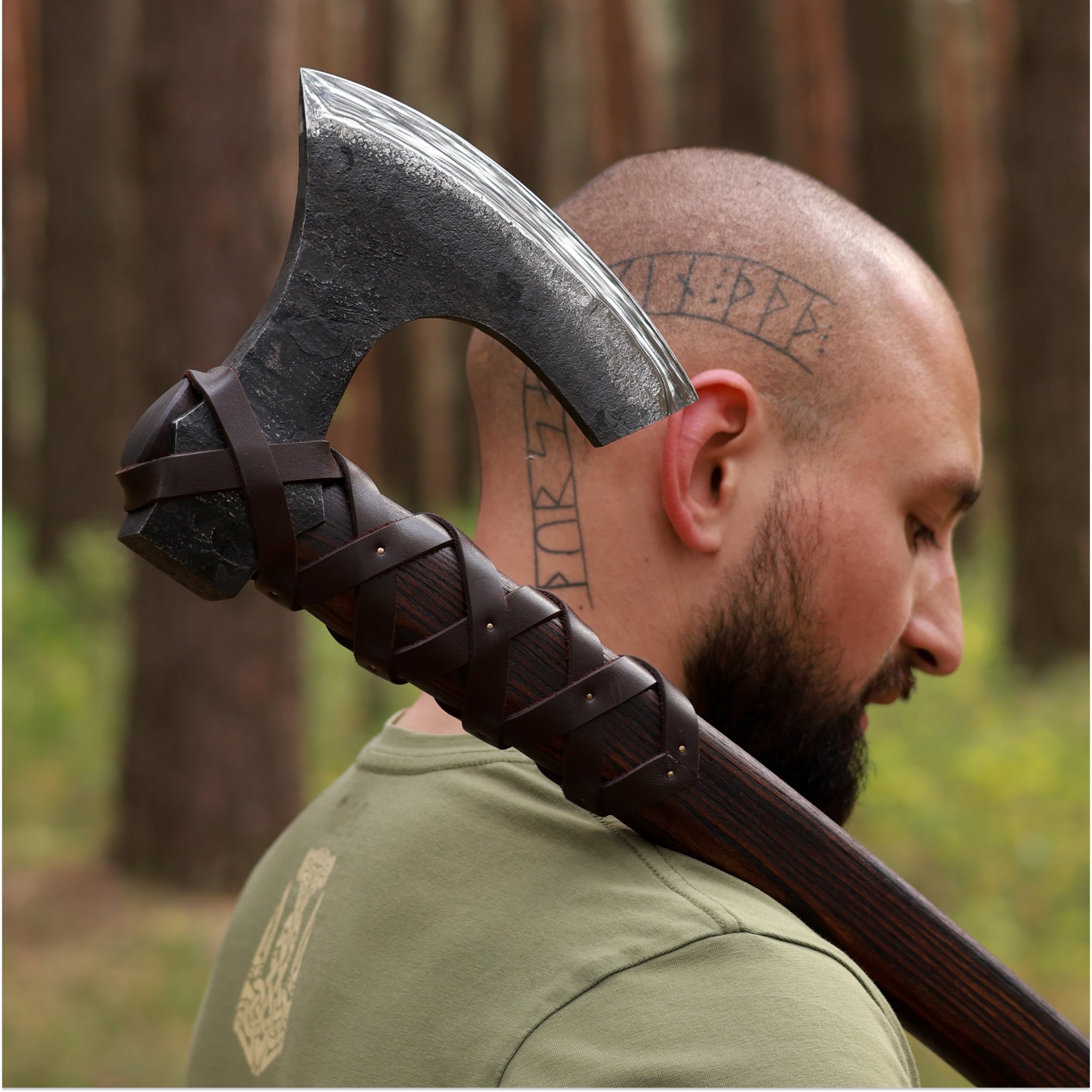 Handforged Viking Axe 'Ragnar'