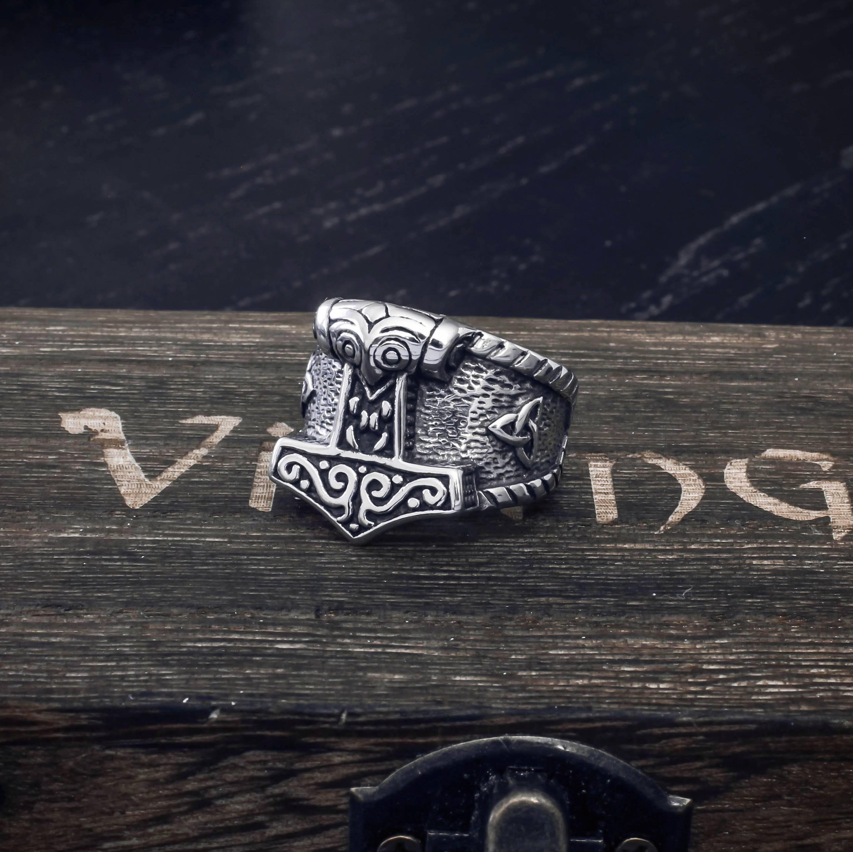 Celtic Knot Thor's Hammer Ring - Stainless Steel - Norsegarde