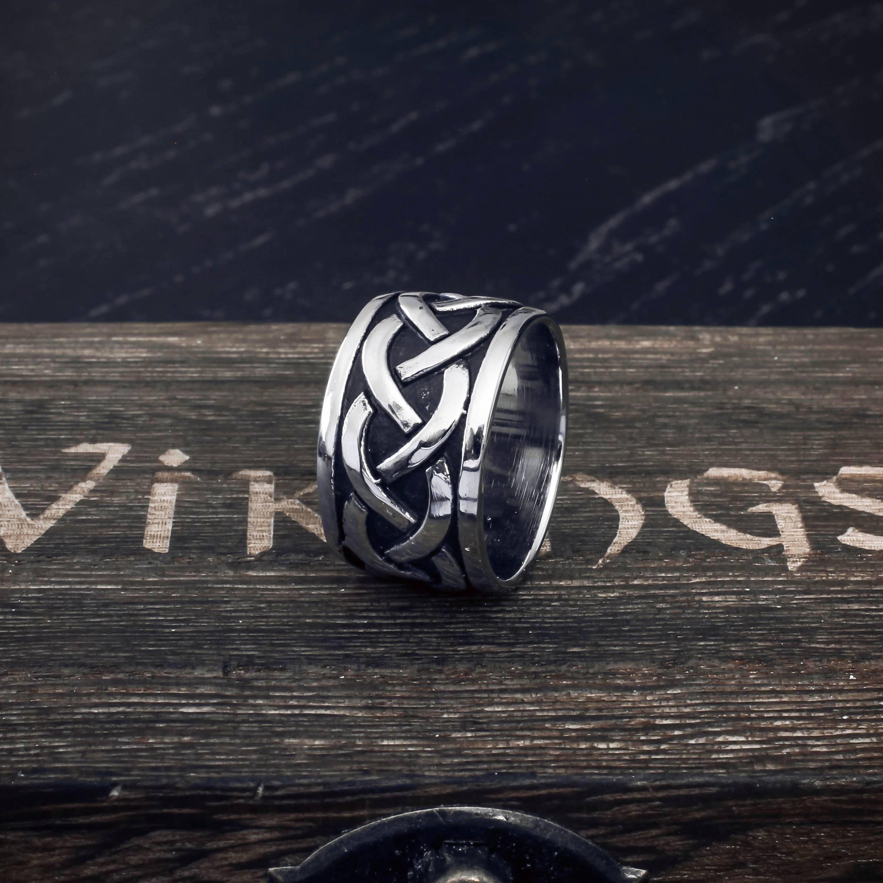 Endless Celtic Knot Band - Stainless Steel - Norsegarde