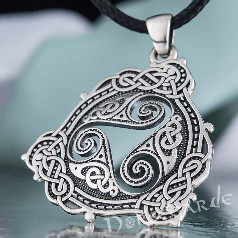 Handcrafted Celtic Triskelion Pendant - Sterling Silver - Norsegarde