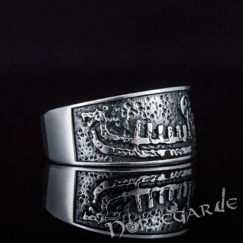 Handcrafted Drakkar Engraving Ring - Sterling Silver - Norsegarde