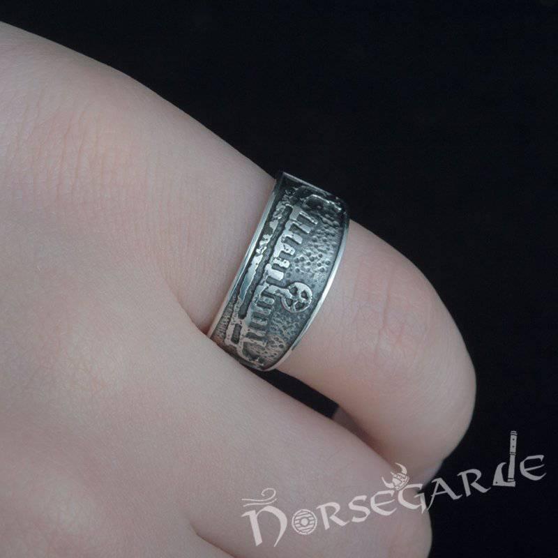 Handcrafted Drakkar Engraving Ring - Sterling Silver - Norsegarde