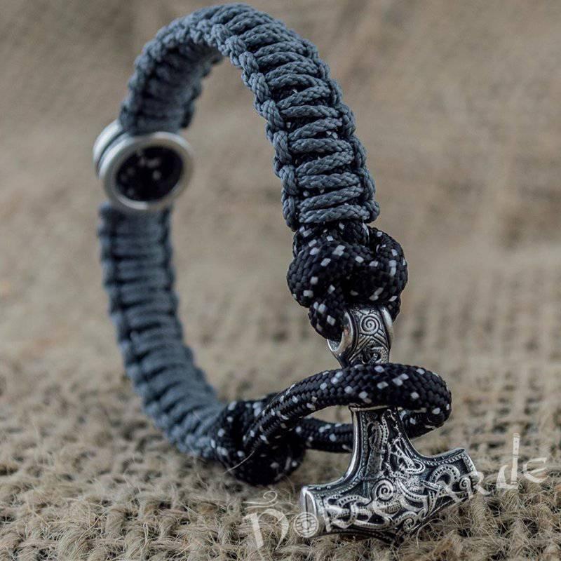 Handcrafted Dusky Paracord Bracelet with Mjölnir and Rune - Sterling Silver - Norsegarde