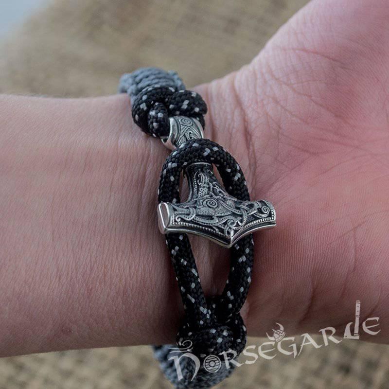 Handcrafted Dusky Paracord Bracelet with Mjölnir and Rune - Sterling Silver - Norsegarde