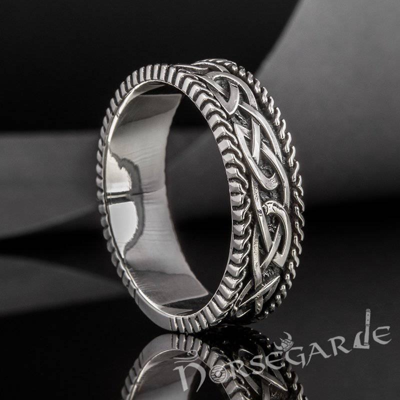 Handcrafted Endless Celtic Knot Band - Sterling Silver - Norsegarde