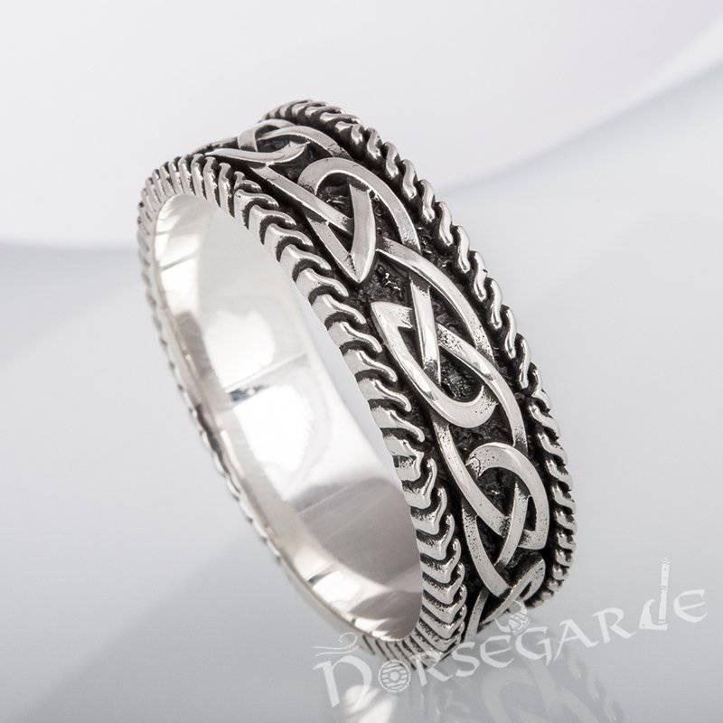 Handcrafted Endless Celtic Knot Band - Sterling Silver - Norsegarde