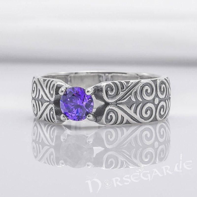 Handcrafted Floral Pattern Band with Gem - Sterling Silver - Norsegarde