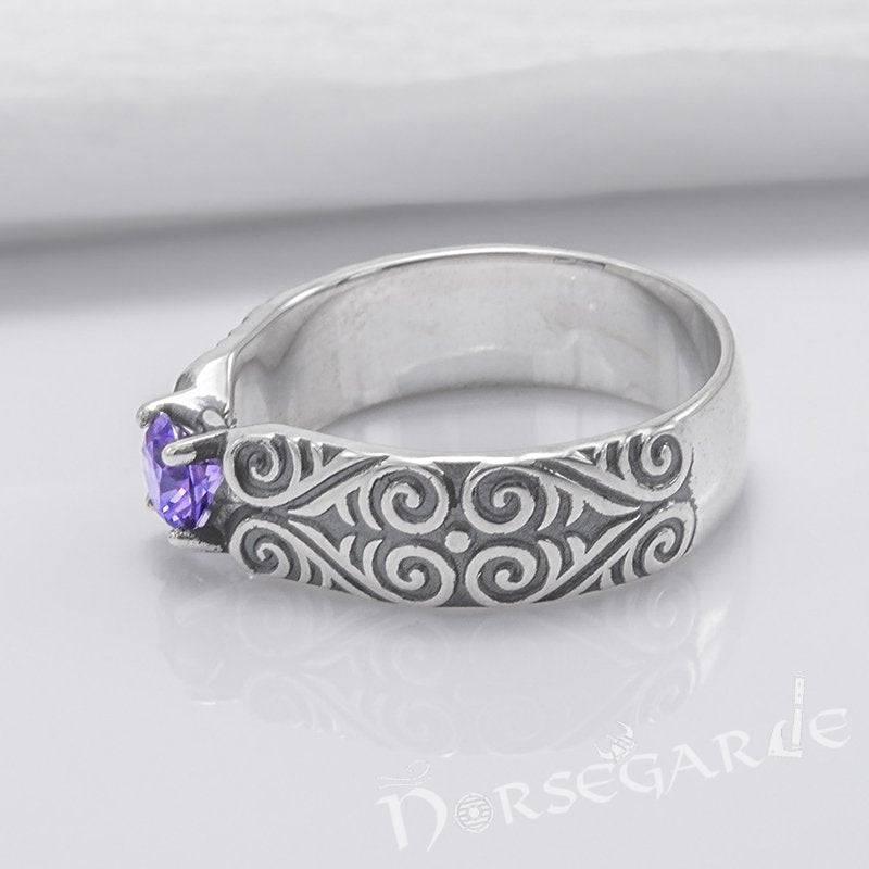 Handcrafted Floral Pattern Band with Gem - Sterling Silver - Norsegarde