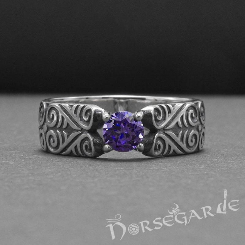 Handcrafted Floral Pattern Band with Gem - Sterling Silver - Norsegarde