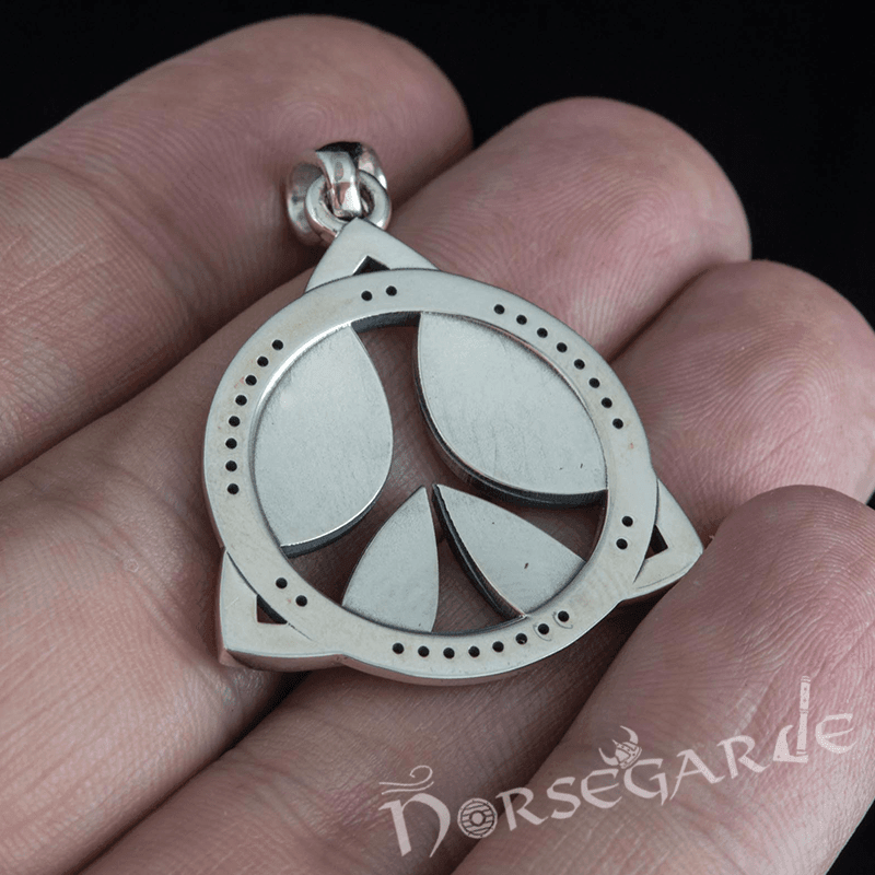 Handcrafted Gemmed Algiz Triquetra Pendant - Sterling Silver - Norsegarde