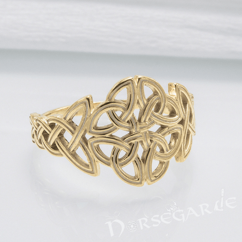 Handcrafted Large Celtic Knot Ring - Gold - Norsegarde