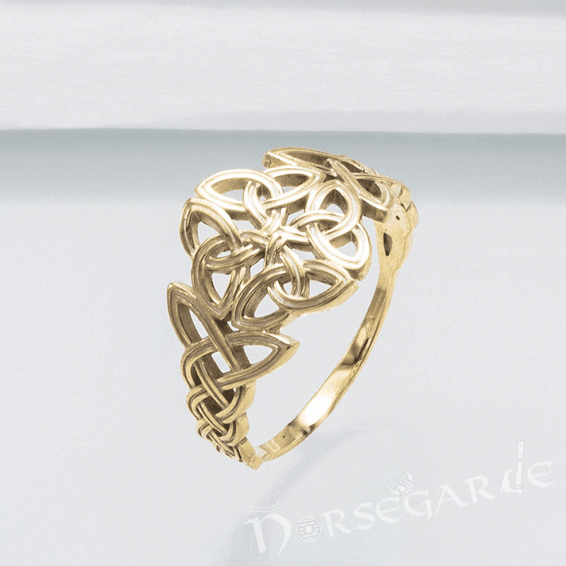 Handcrafted Large Celtic Knot Ring - Gold - Norsegarde