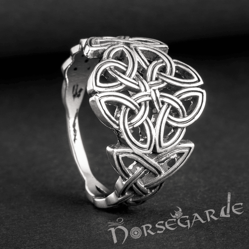 Handcrafted Large Celtic Knot Ring - Sterling Silver - Norsegarde
