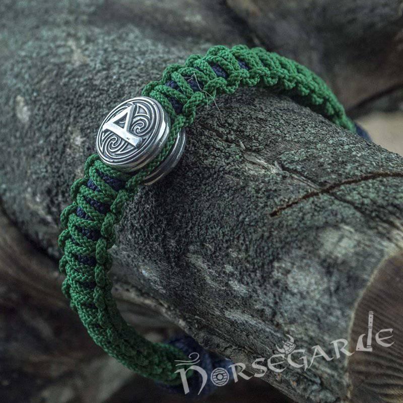 Handcrafted Lilypad Paracord Bracelet with Mjölnir and Rune - Sterling Silver - Norsegarde