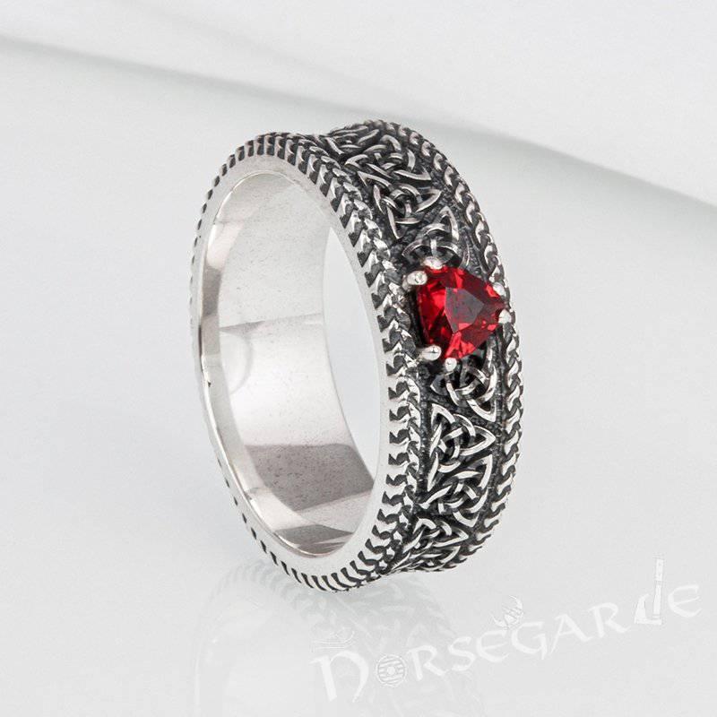 Handcrafted Luck Knots Band with Gem - Sterling Silver - Norsegarde