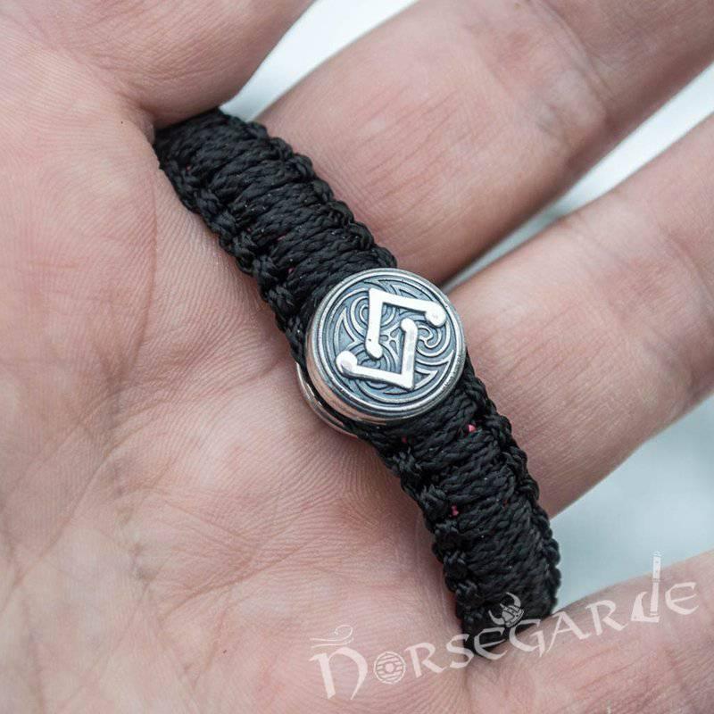 Handcrafted Night Paracord Bracelet with Mjölnir and Rune - Sterling Silver - Norsegarde