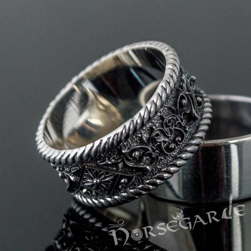 Handcrafted Norse Floral Ornament Band - Sterling Silver - Norsegarde