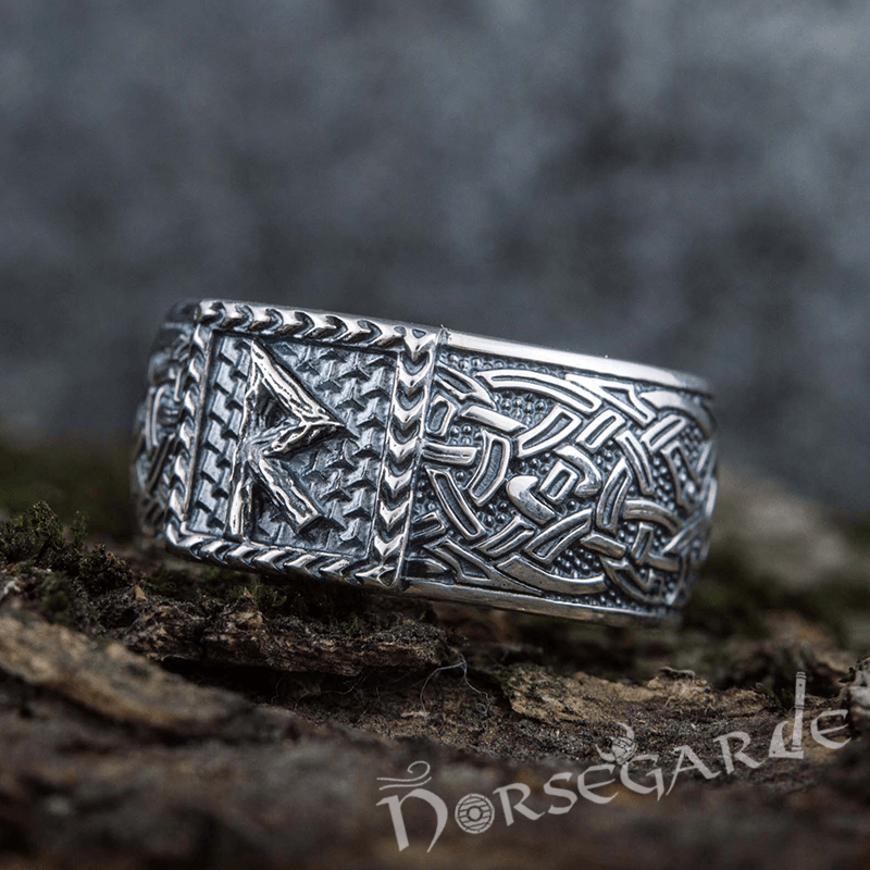 Handcrafted Raido Rune Borre Ornament Band - Sterling Silver - Norsegarde
