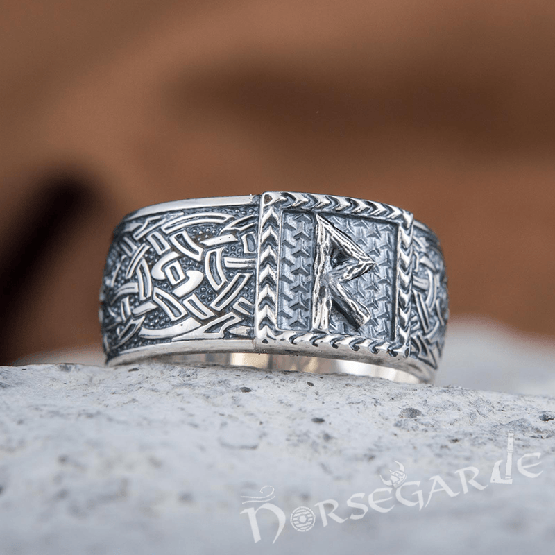 Handcrafted Raido Rune Borre Ornament Band - Sterling Silver - Norsegarde