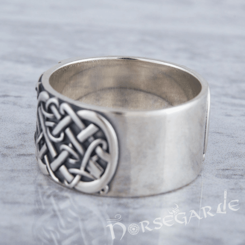Handcrafted Raido Rune Urnes Ornament Band - Sterling Silver - Norsegarde