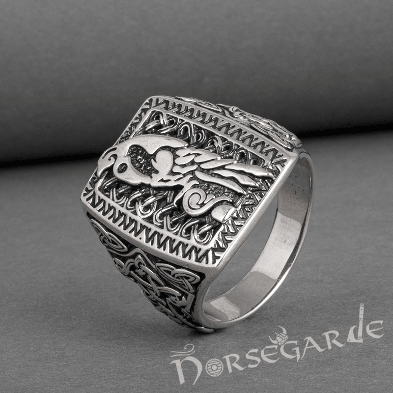 Handcrafted Raven's Foresight Signet Ring - Sterling Silver - Norsegarde