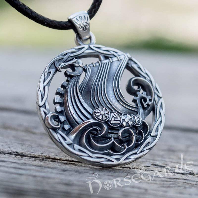 Handcrafted Sailing Drakkar Pendant - Sterling Silver - Norsegarde
