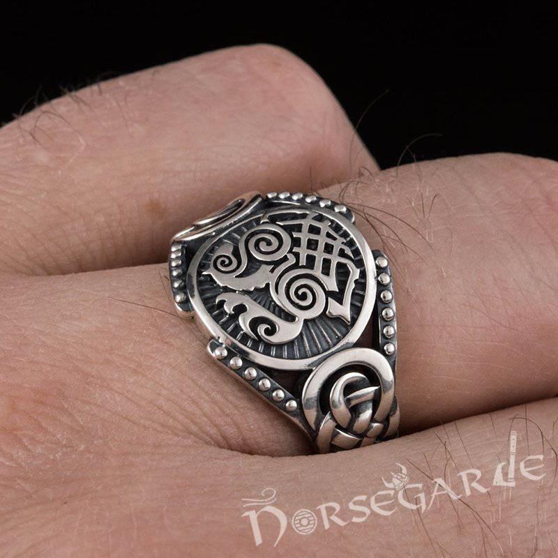 Handcrafted Sleipnir Braid Ornament Ring - Sterling Silver - Norsegarde