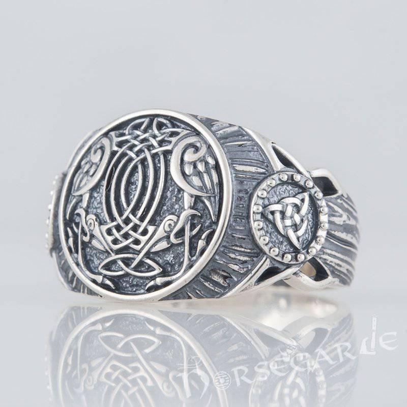 Handcrafted Sleipnir Druid Signet Ring - Sterling Silver - Norsegarde