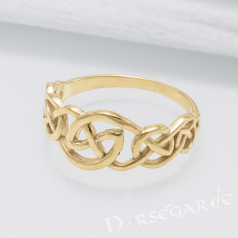 Handcrafted Small Celtic Knot Ring - Gold - Norsegarde