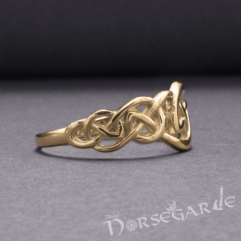 Handcrafted Small Celtic Knot Ring - Gold - Norsegarde