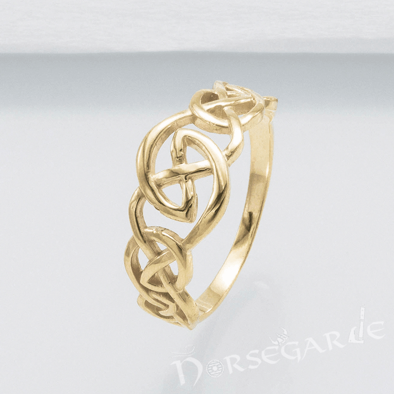 Handcrafted Small Celtic Knot Ring - Gold - Norsegarde