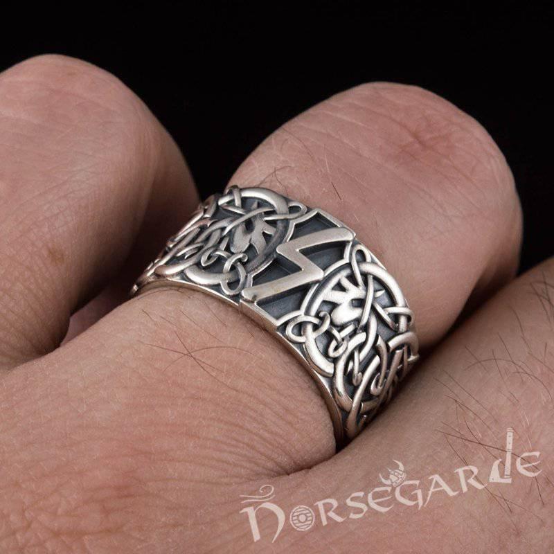 Handcrafted Sowilo Rune Urnes Ornament Band - Sterling Silver - Norsegarde