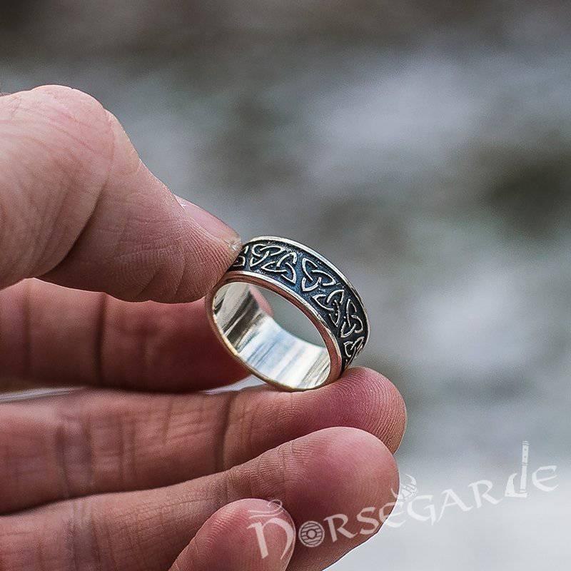 Handcrafted Triquetra Band - Sterling Silver - Norsegarde