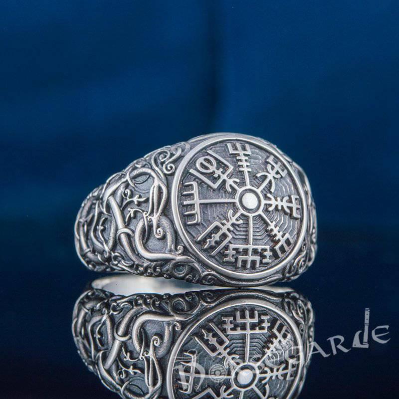 Handcrafted Urnes Style Vegvisir Ring - Sterling Silver - Norsegarde