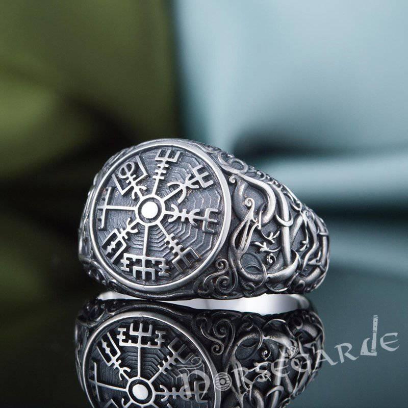 Handcrafted Urnes Style Vegvisir Ring - Sterling Silver - Norsegarde