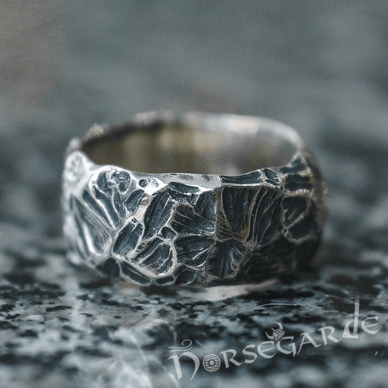 Handcrafted Wolves and Valknut Band - Sterling Silver - Norsegarde