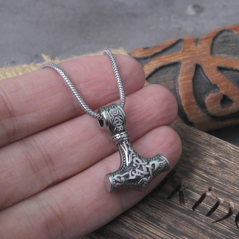 Tiny Ornamental Mjölnir Amulet - Stainless Steel - Norsegarde