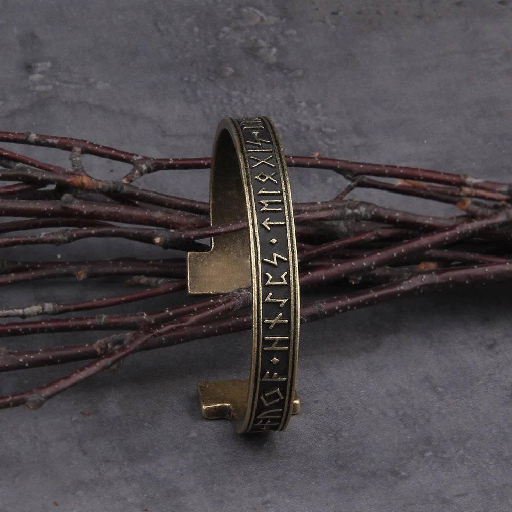 Viking Runic Bangle - Norsegarde