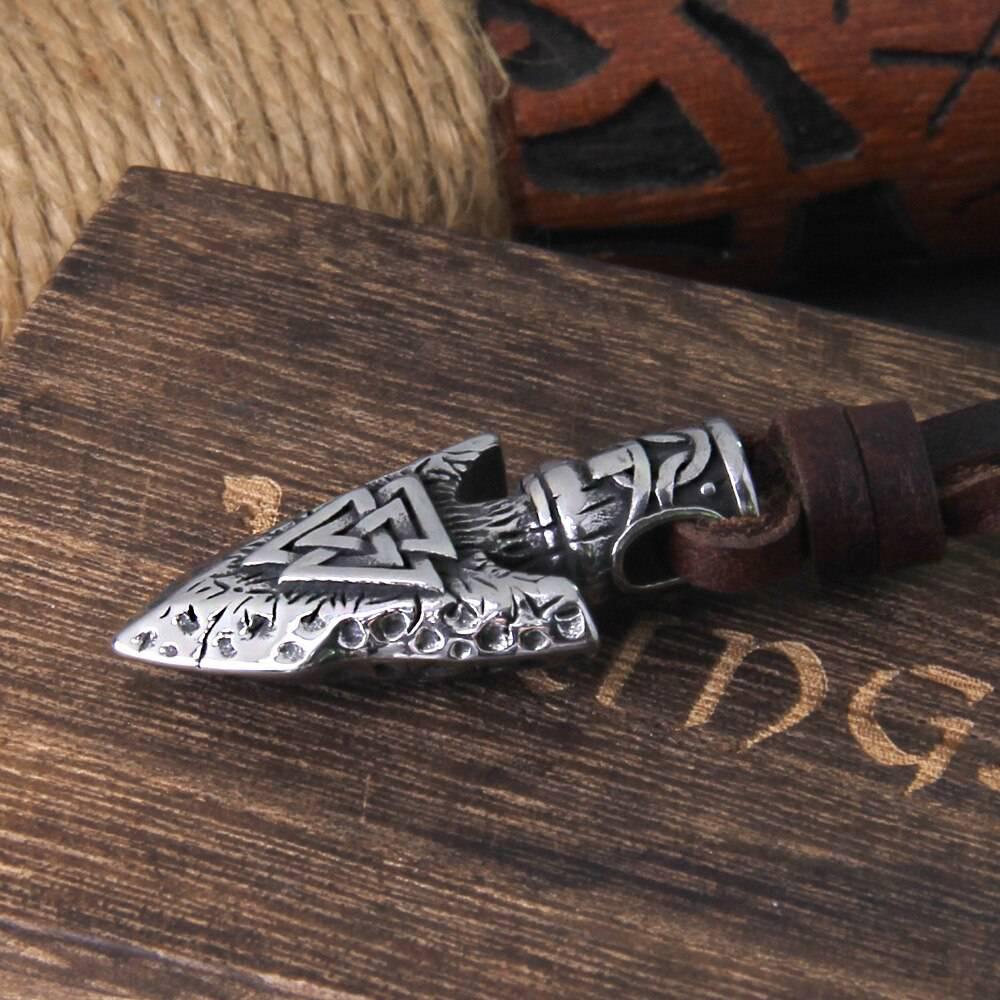 Viking Spearhead Pendant with Valknut - Norsegarde
