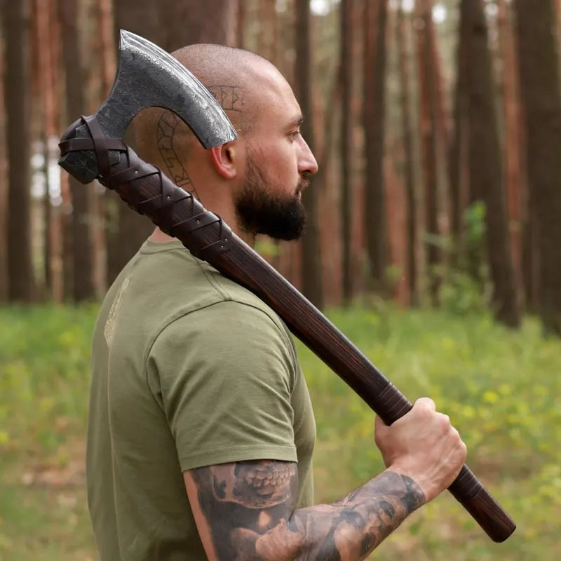 Handforged Viking Axe 'Ragnar'