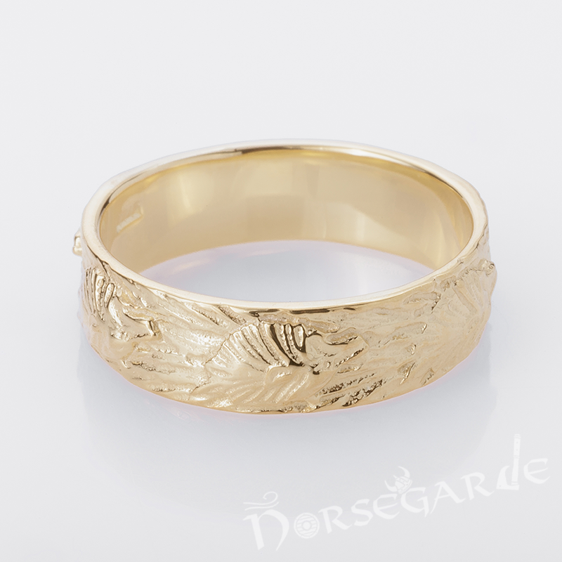 Handcrafted Wolf Ornament Band - Gold