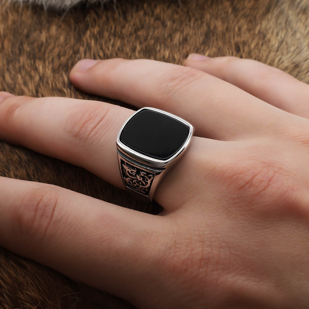 Fenrir Unbound Signet Ring - Stainless Steel & Natural Agate