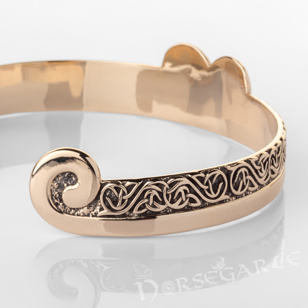Handcrafted Floral Pattern Arm Ring - Brass