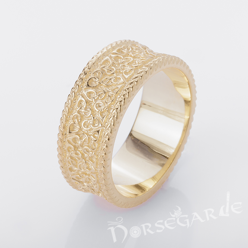 Handcrafted Twisted Knot Pattern Band - Gold