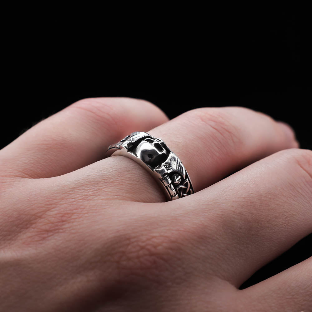 Viking Skull Axe Ring - Stainless Steel