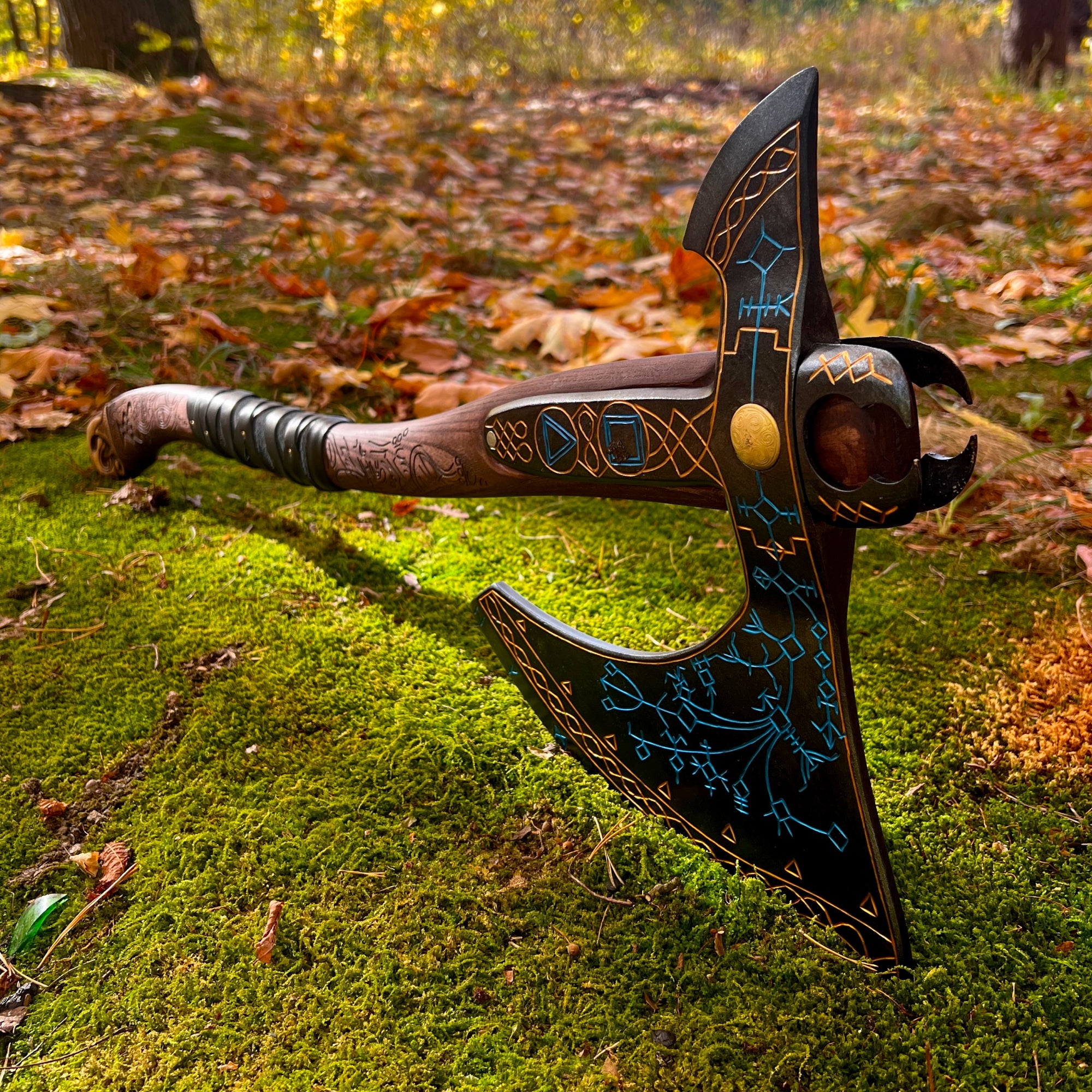 Handforged Leviathan Decorated Replica Axe - Blue & Gold