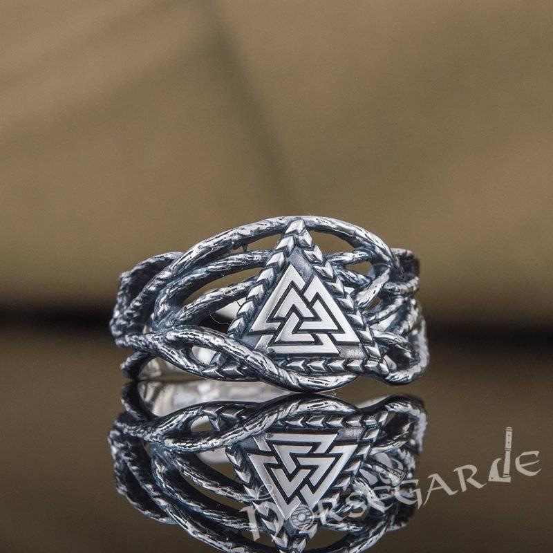 Handcrafted Brambles Valknut Band - Sterling Silver - Norsegarde