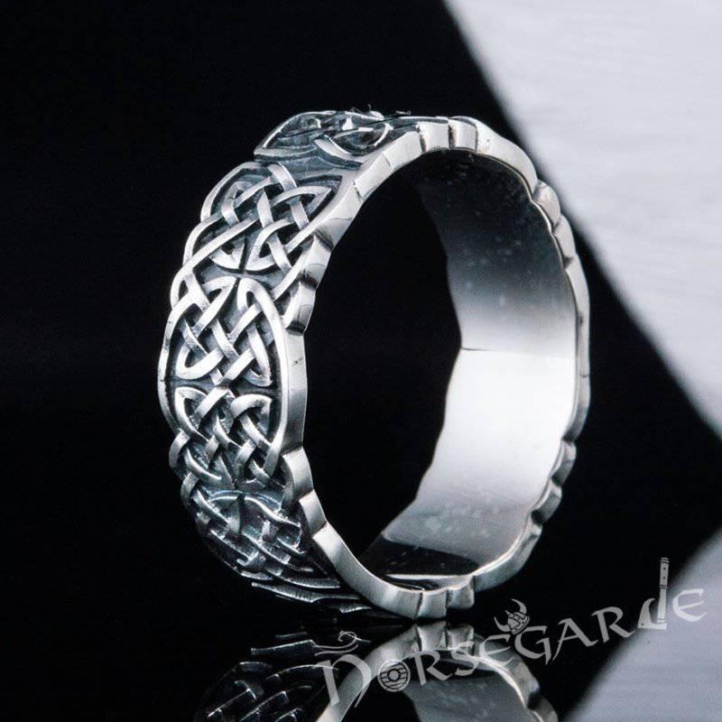 Handcrafted Celtic Knot Band - Sterling Silver - Norsegarde